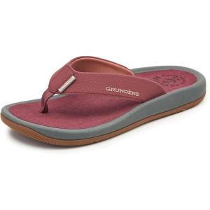 imageGrundens Womens DeckMate 3Point Sandal  Comfortable WaterFriendly Deck Sandal for Fishing Boating and BeachwearLight Mahogany